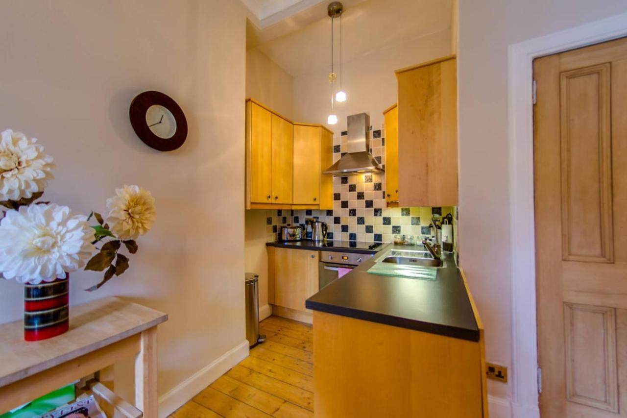 Joivy Spacious Apartment Next To The Meadows Edinburgh Exterior photo